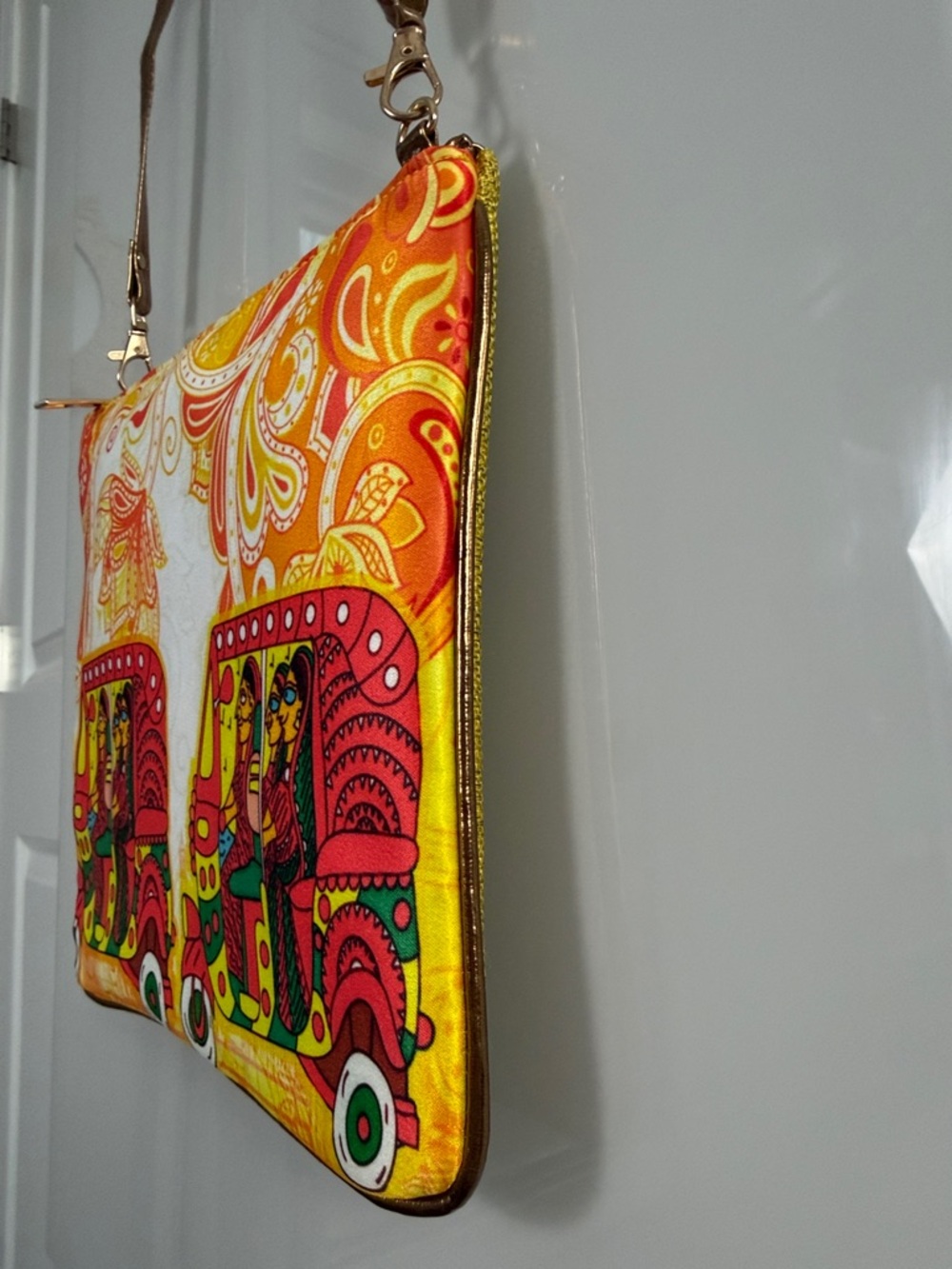 Like New Metallic Boho Festival Rickshaw Crossbody Bag Artsy Retro Purse - Picture 4 of 16